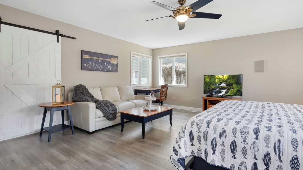 Photo of Bedroom in Lake City
