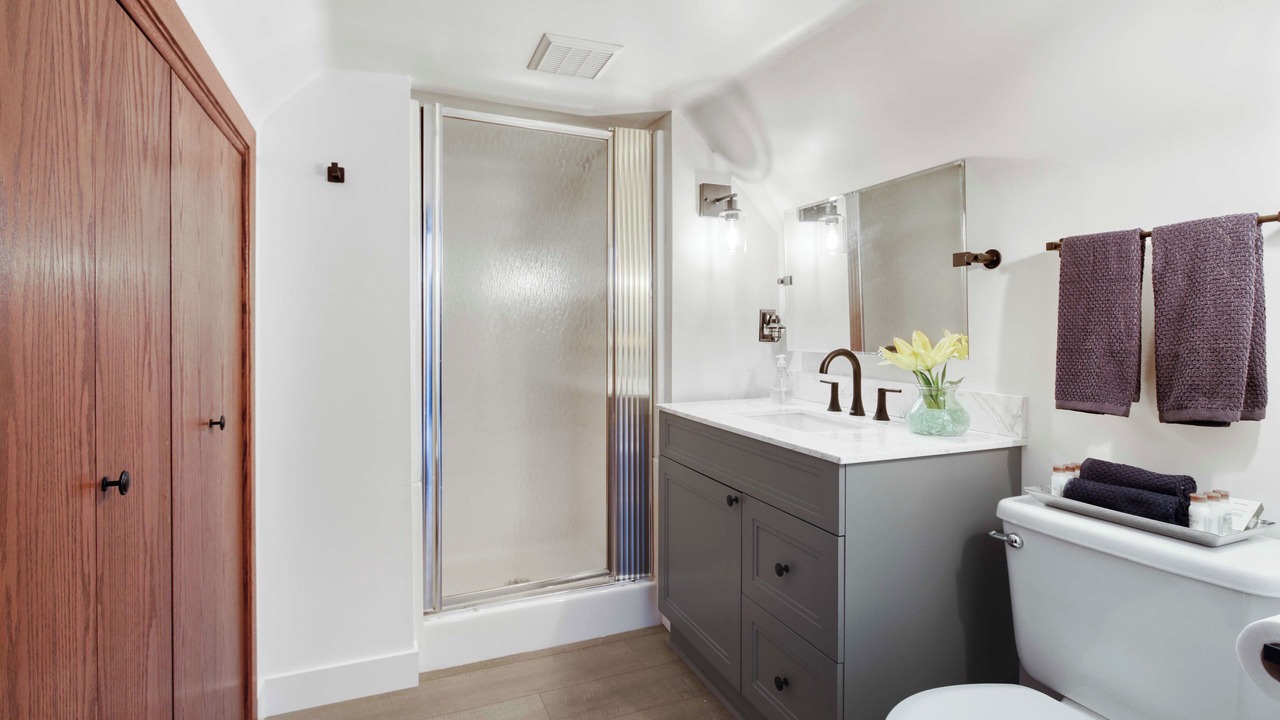 Photo of Bathroom in Lake City