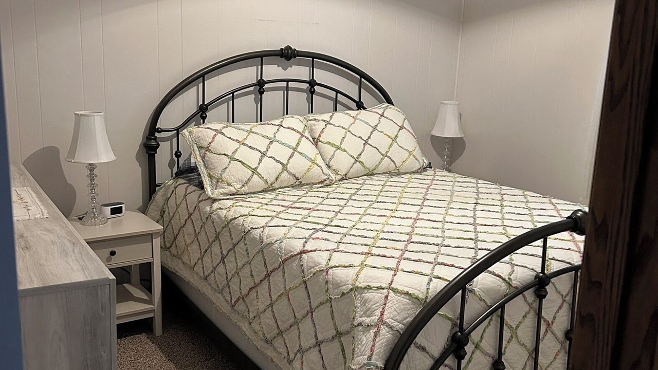 Photo of Bedroom in Tomahawk
