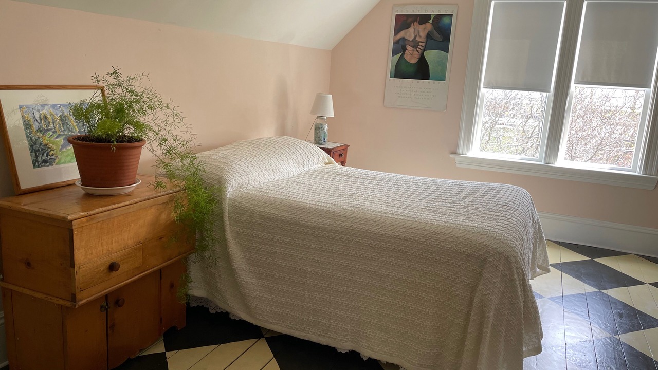 Photo of Bedroom in Old North End
