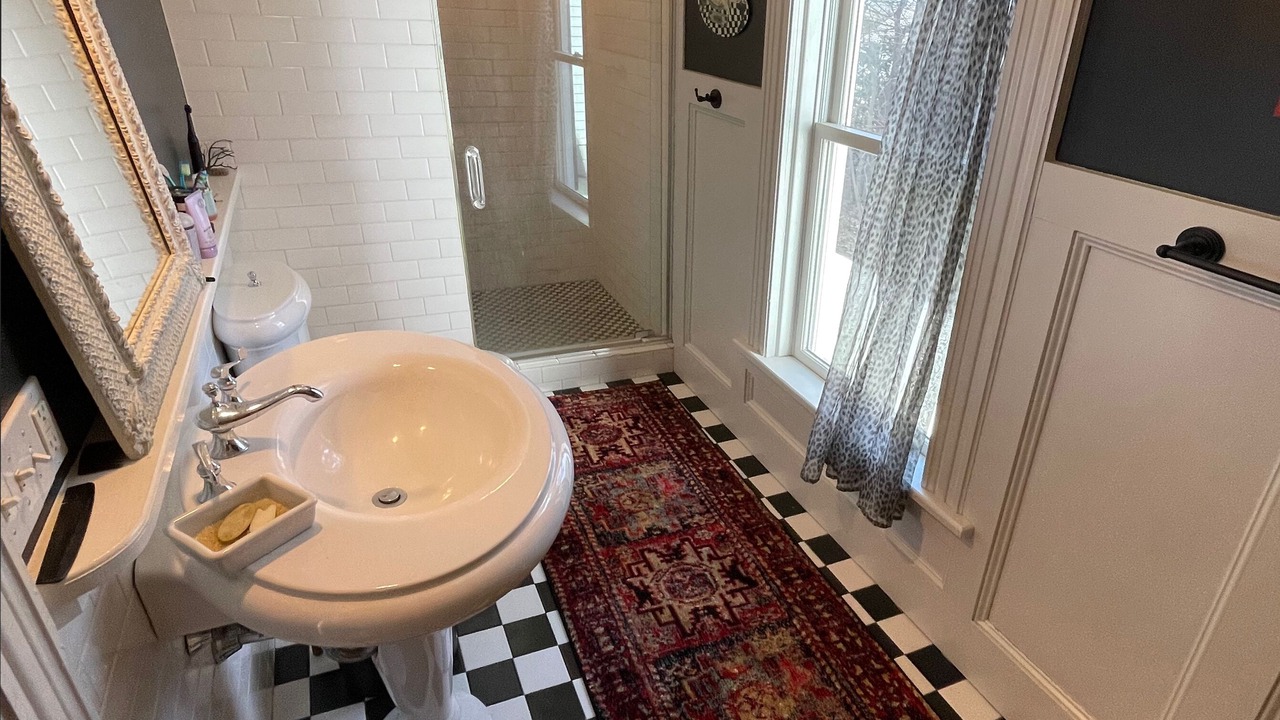 Photo of Bathroom in Old North End