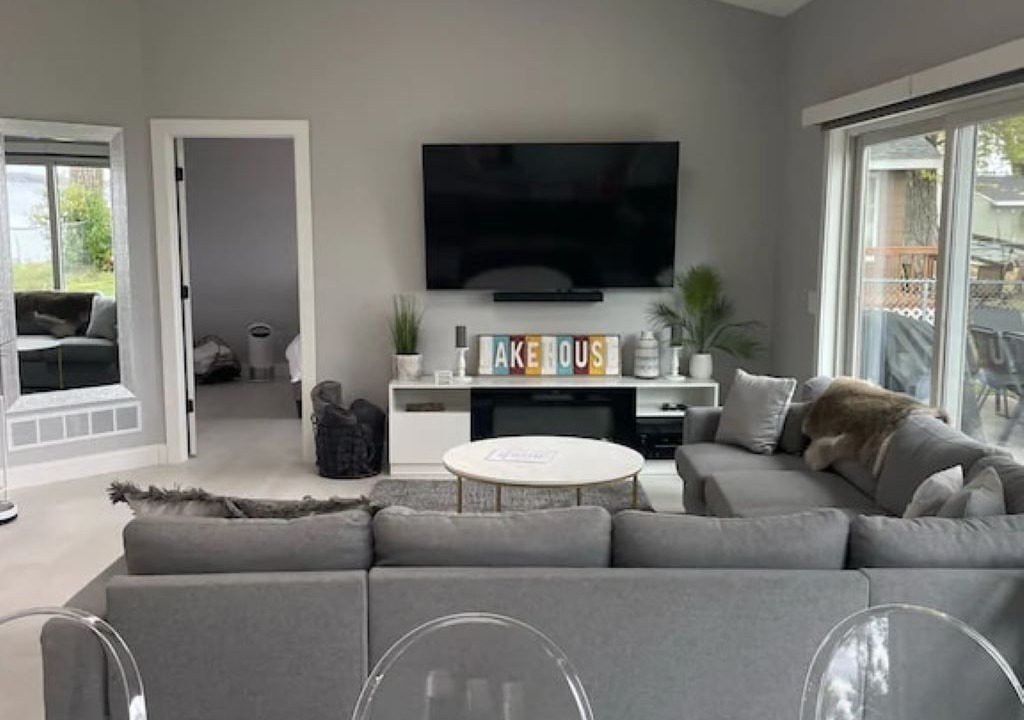 Photo of Livingroom in Forest Lake