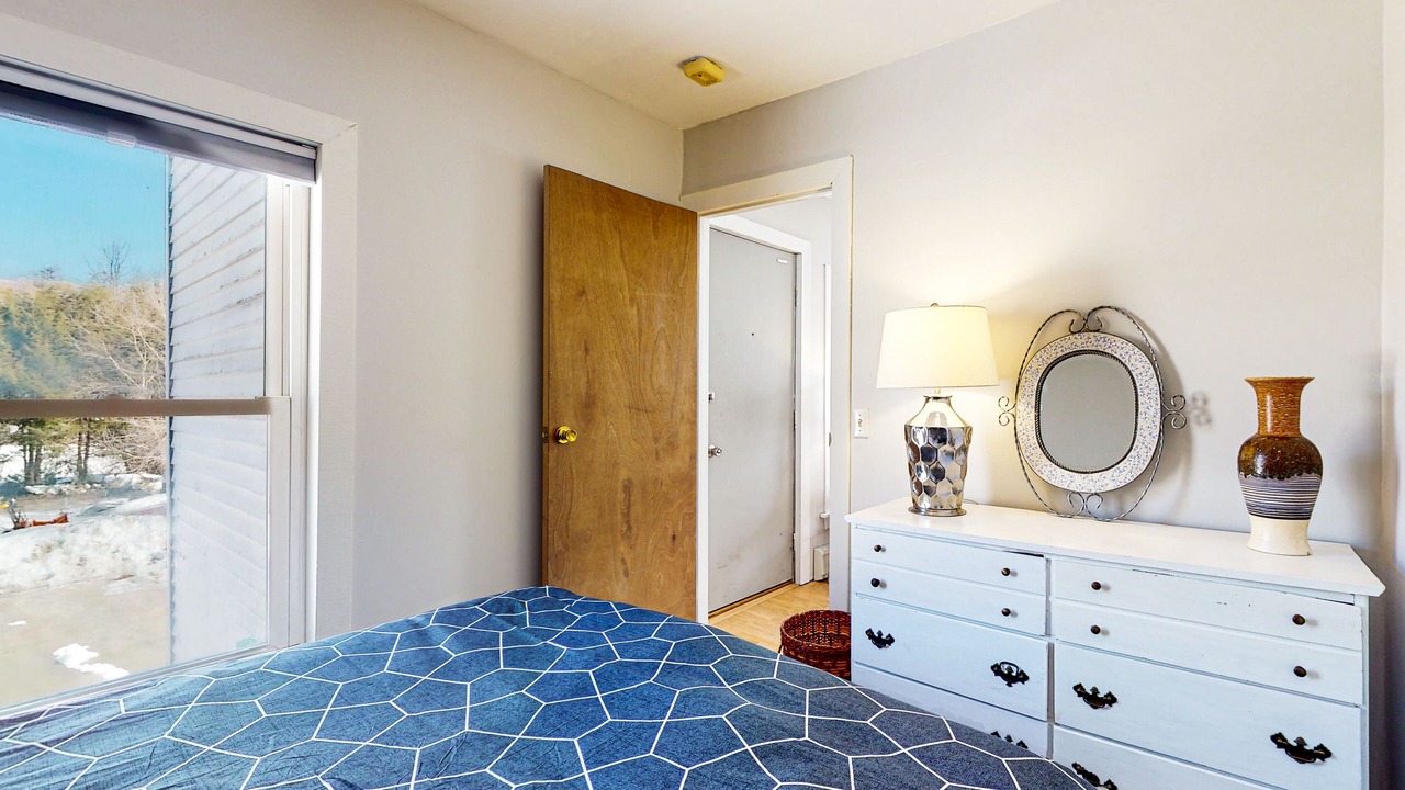 Photo of Bedroom in Proctorsville