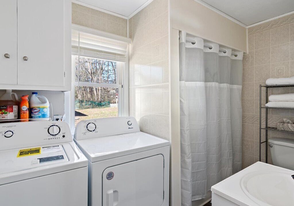 Photo of Bathroom in Brooklyn Park