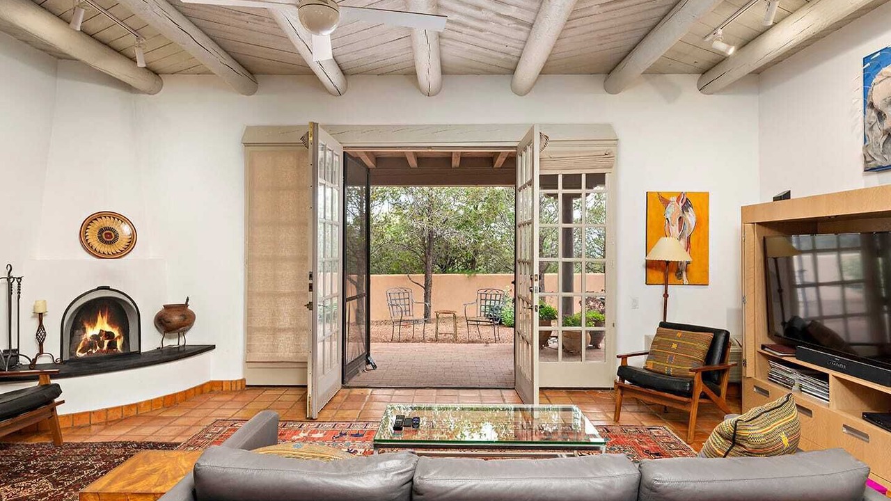 Photo of Livingroom in Quail Run