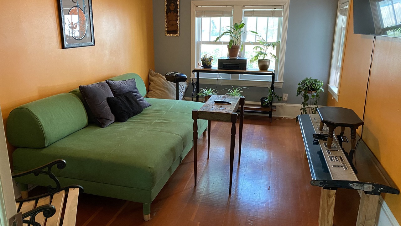Photo of Livingroom in Audubon Park