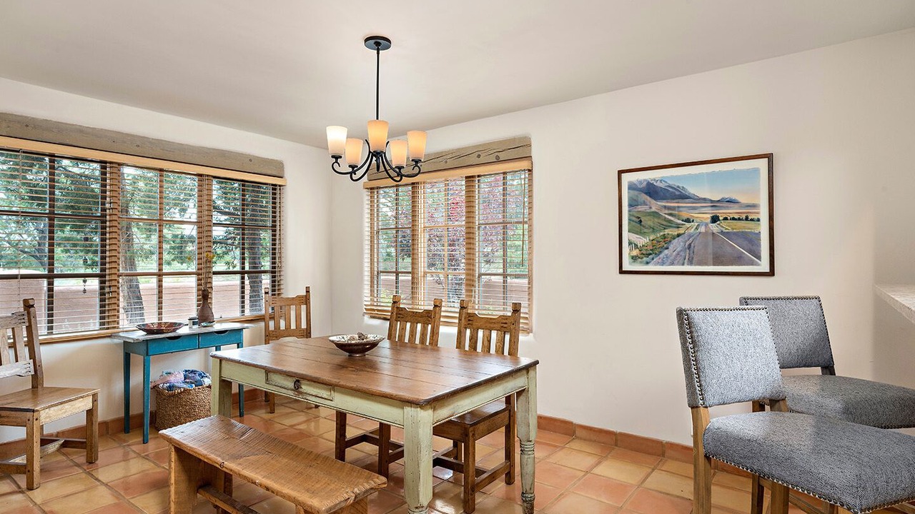 Photo of Livingroom in Quail Run