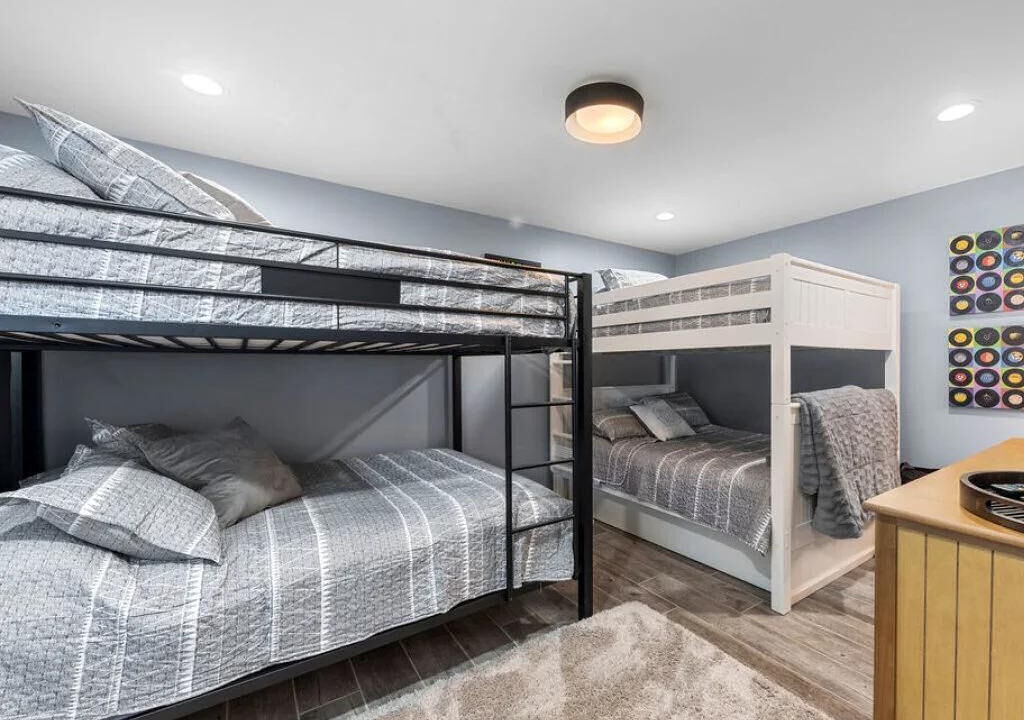 Photo of Bedroom in Sister Lakes