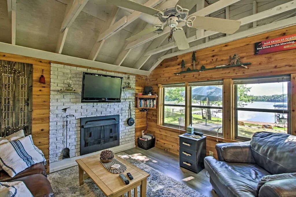 Photo of Livingroom in Deerwood