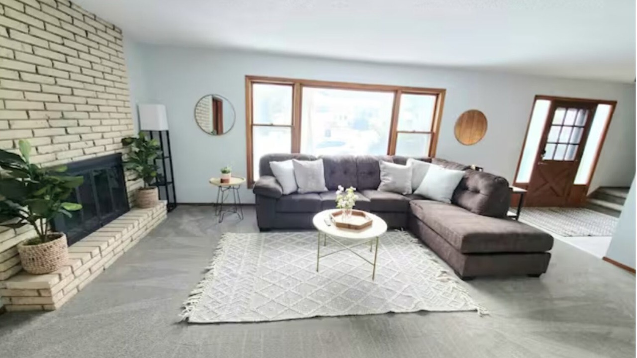 Photo of Livingroom in St. Paul