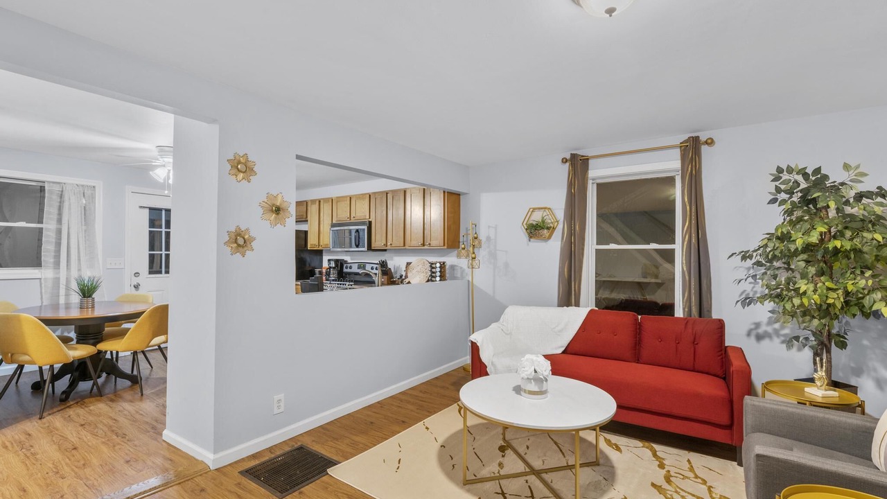 Photo of Livingroom in North Stonington