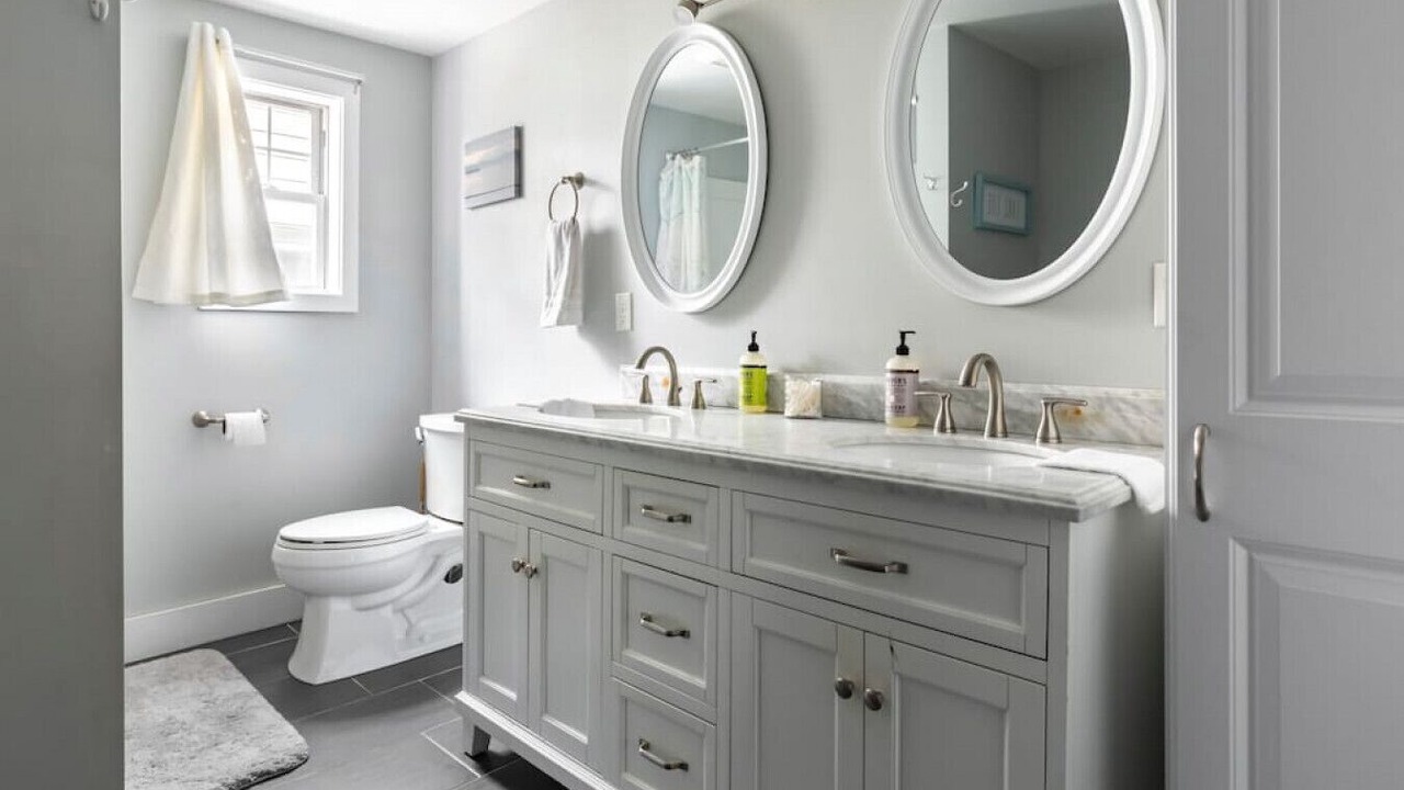 Photo of Bathroom in Old North End