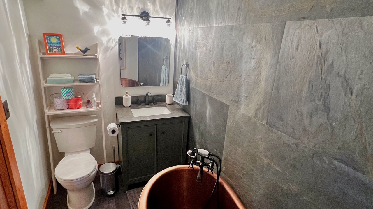 Photo of Bathroom in Howard