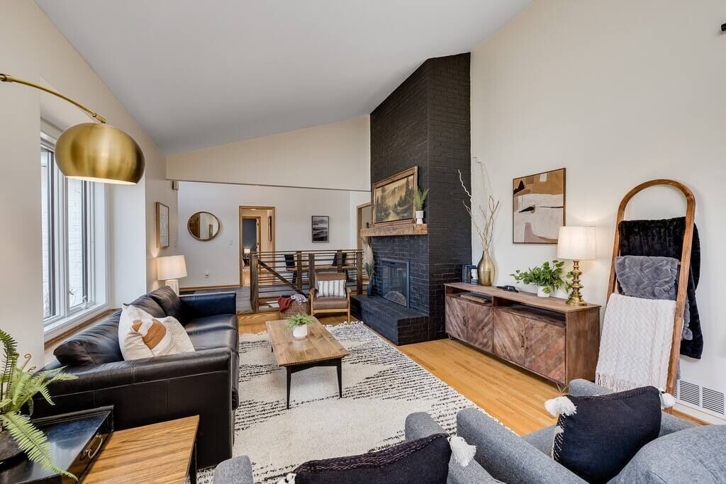 Photo of Livingroom in Dakota County