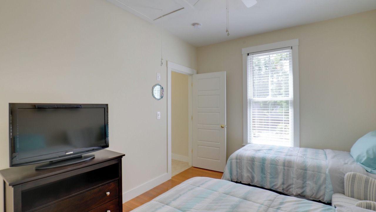 Photo of Bedroom in Summer Village