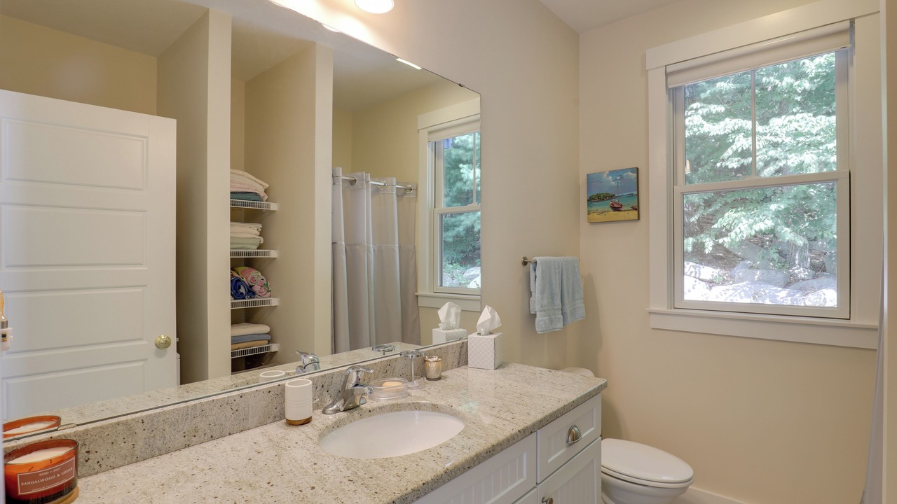 Photo of Bathroom in Summer Village