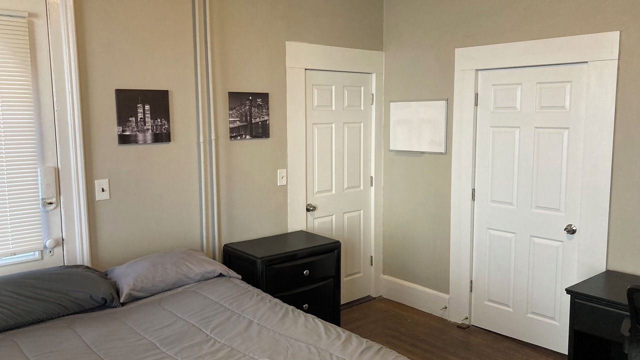 Photo of Bedroom in Middletown