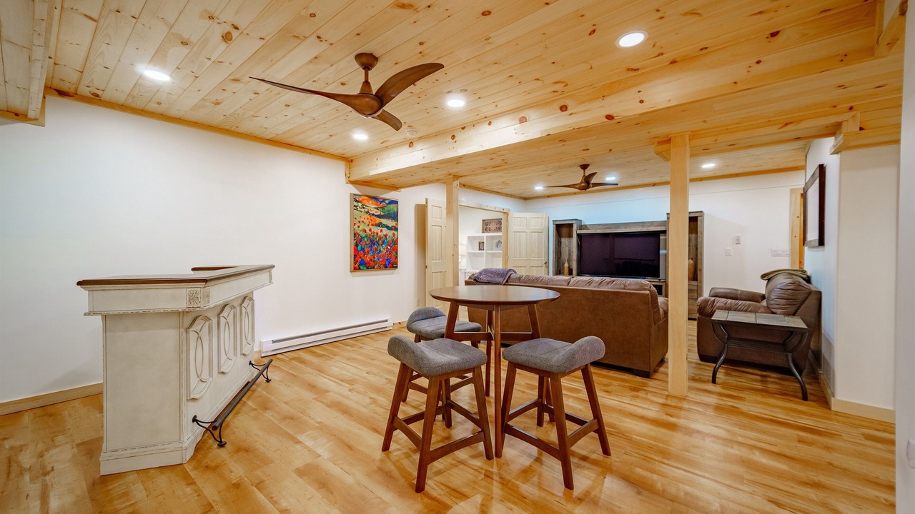 Photo of Bedroom in Jay