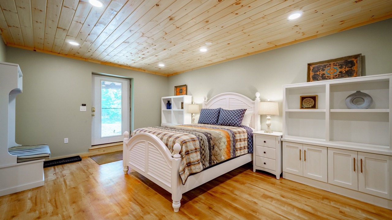 Photo of Bedroom in Jay