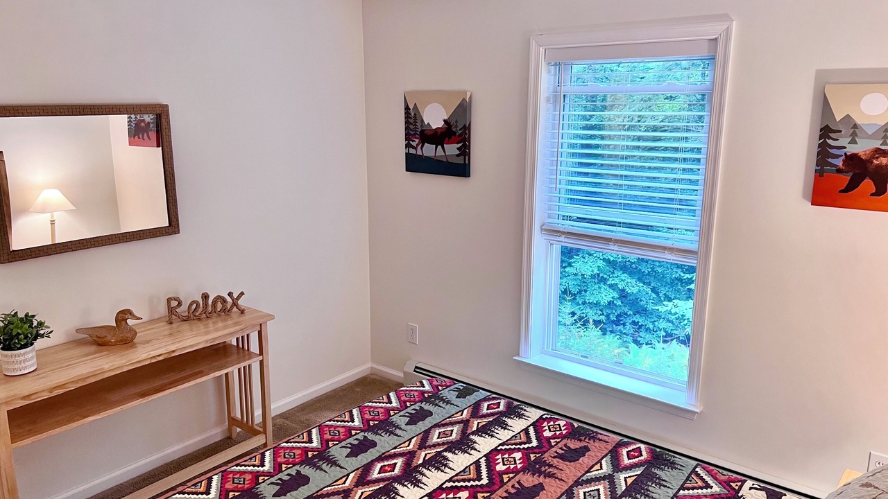 Photo of Bedroom in Inlet