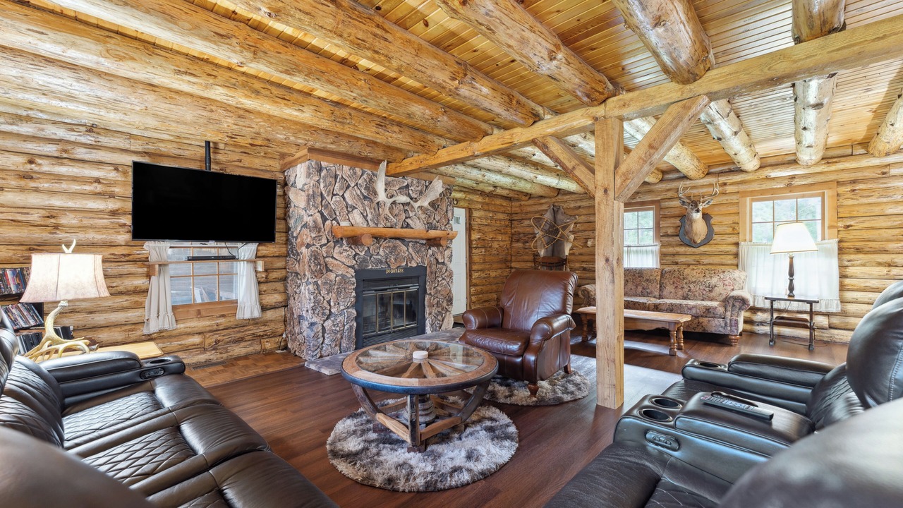 Photo of Livingroom in Mauston