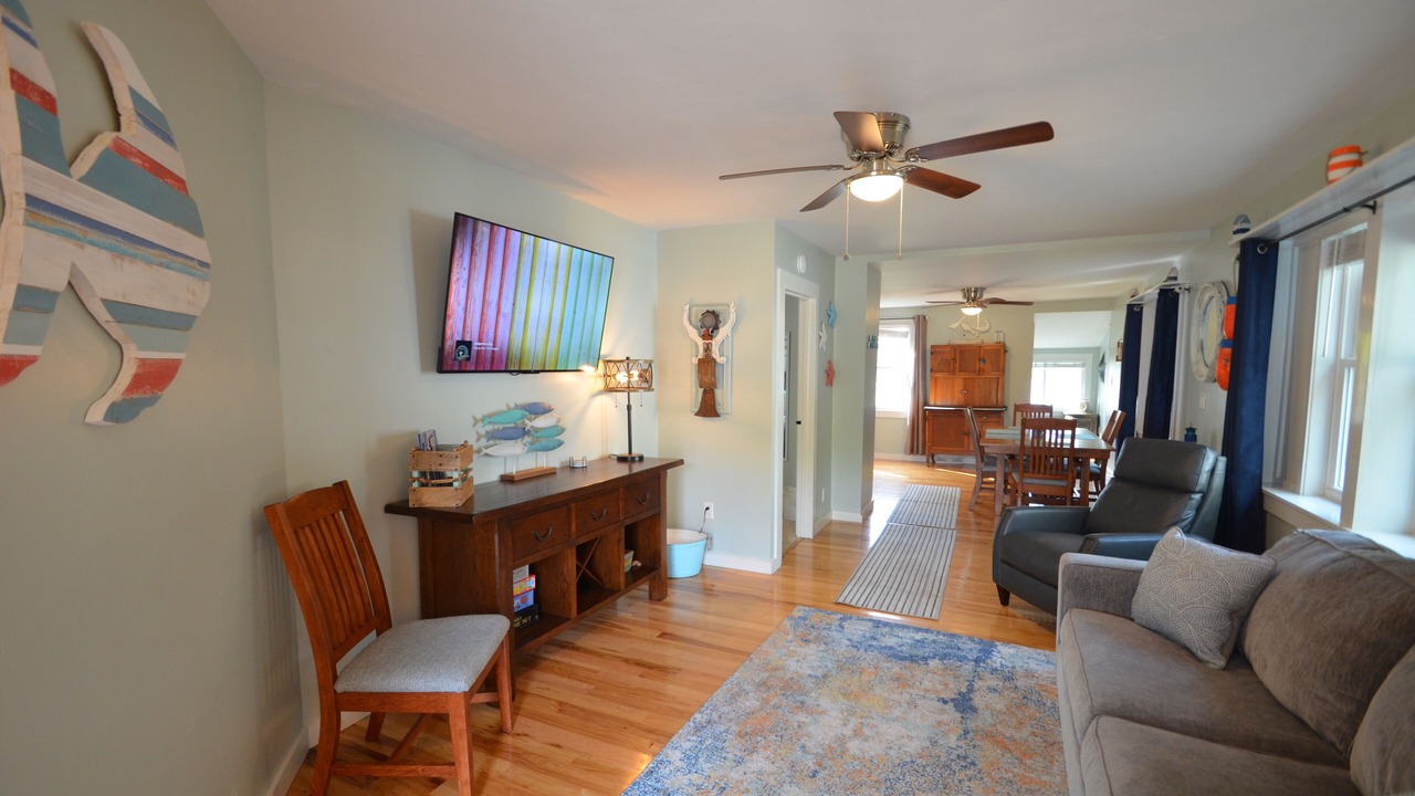 Photo of Livingroom in Two Rivers