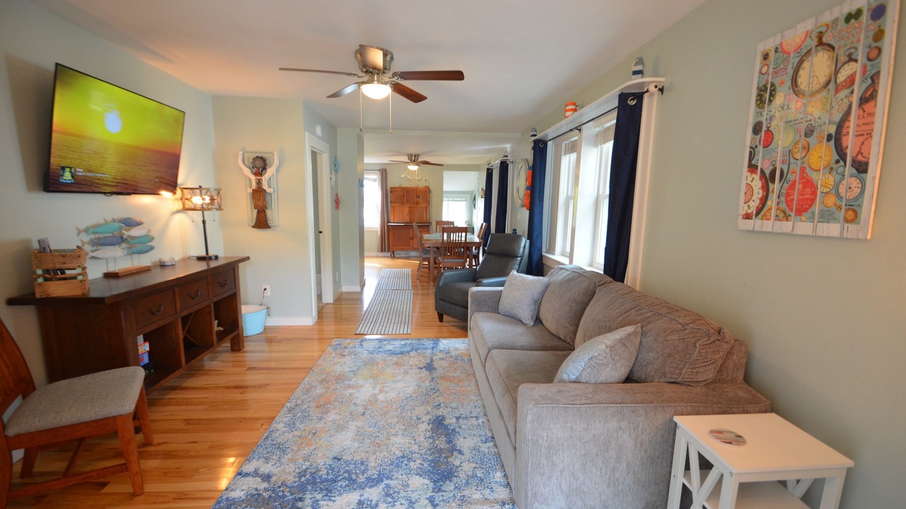 Photo of Livingroom in Two Rivers