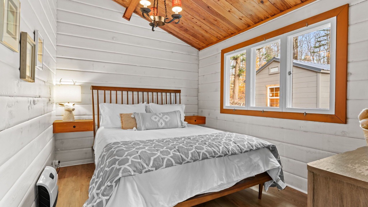 Photo of Bedroom in Enosburg Falls