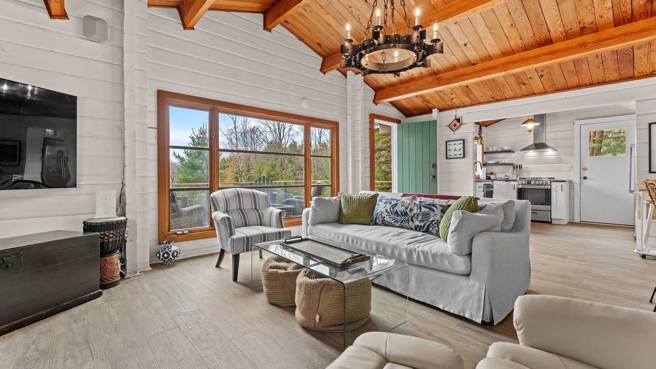 Photo of Livingroom in Enosburg Falls