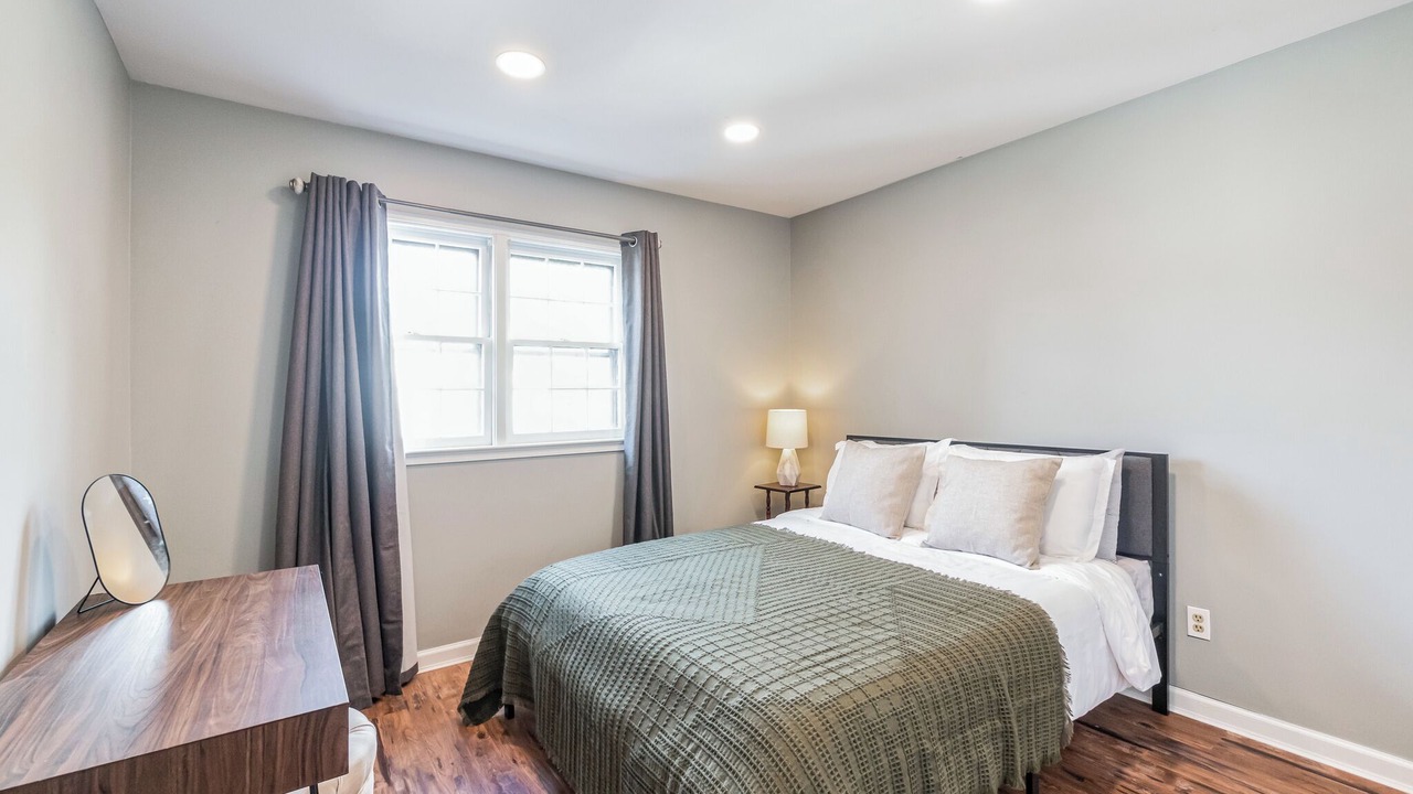 Photo of Bedroom in Leesburg