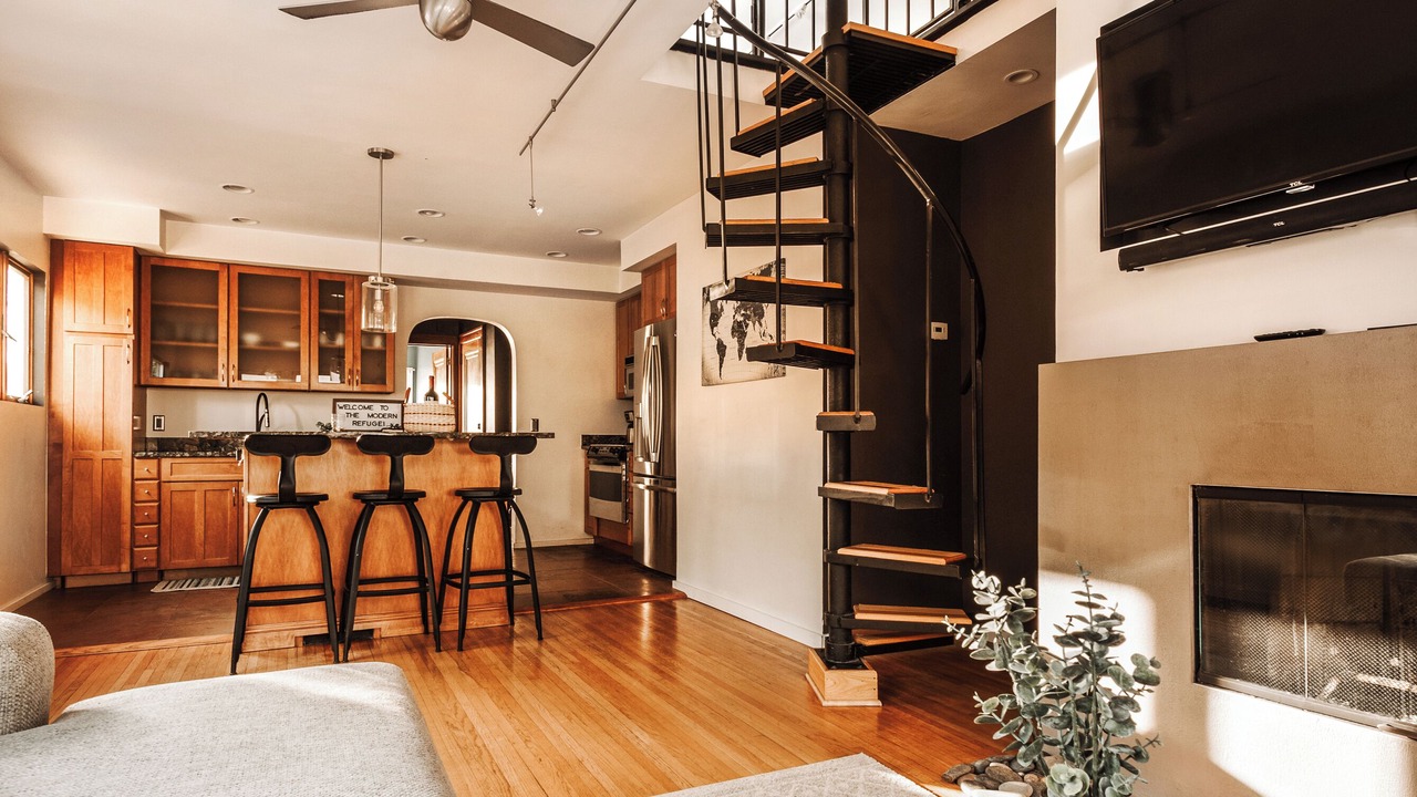 Photo of Livingroom in Powderhorn