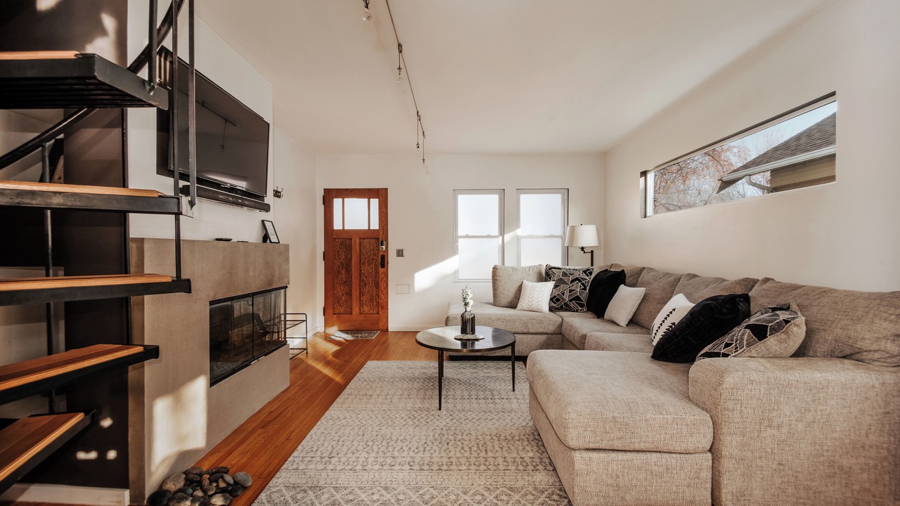 Photo of Livingroom in Powderhorn