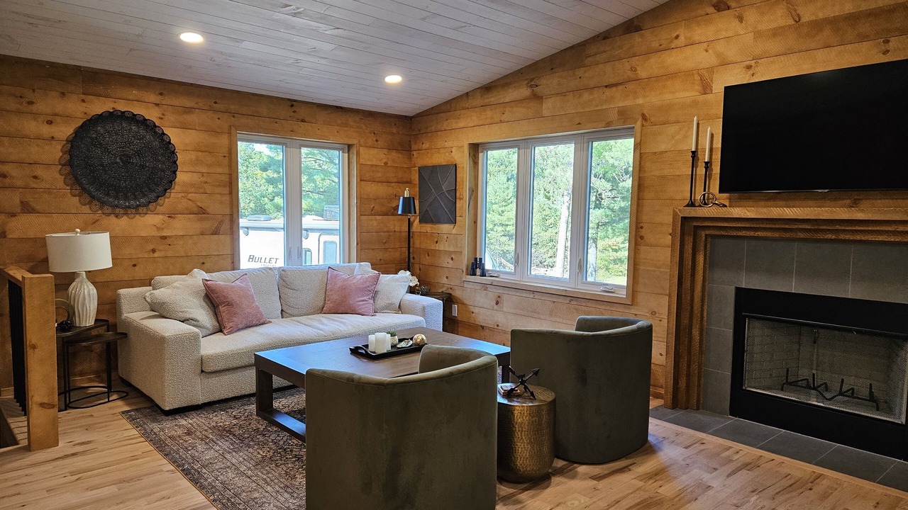 Photo of Livingroom in Adams