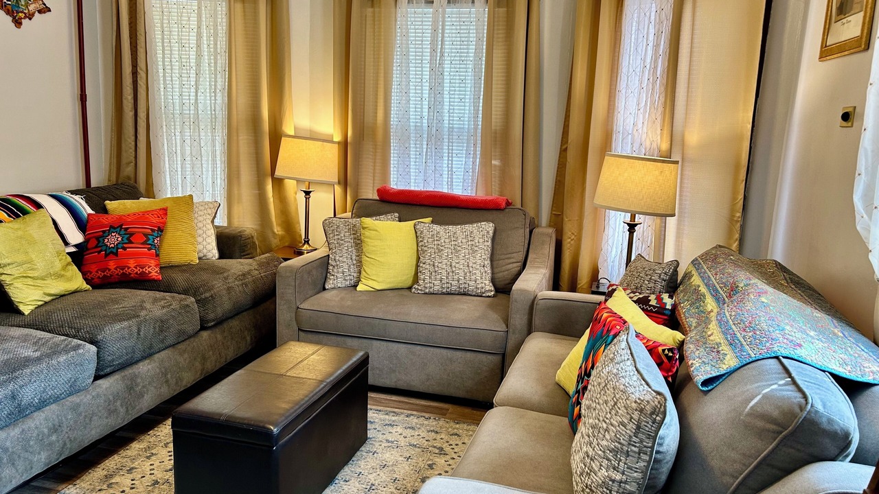 Photo of Livingroom in Chicopee