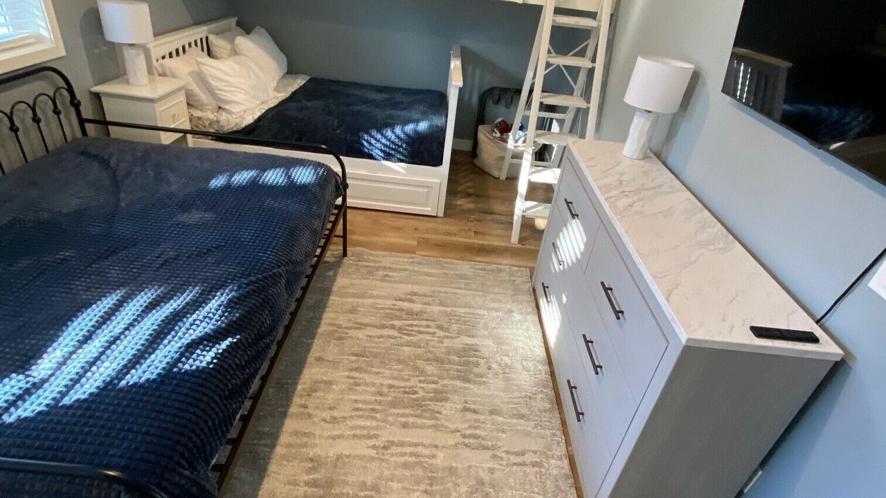Photo of Bedroom in Neenah