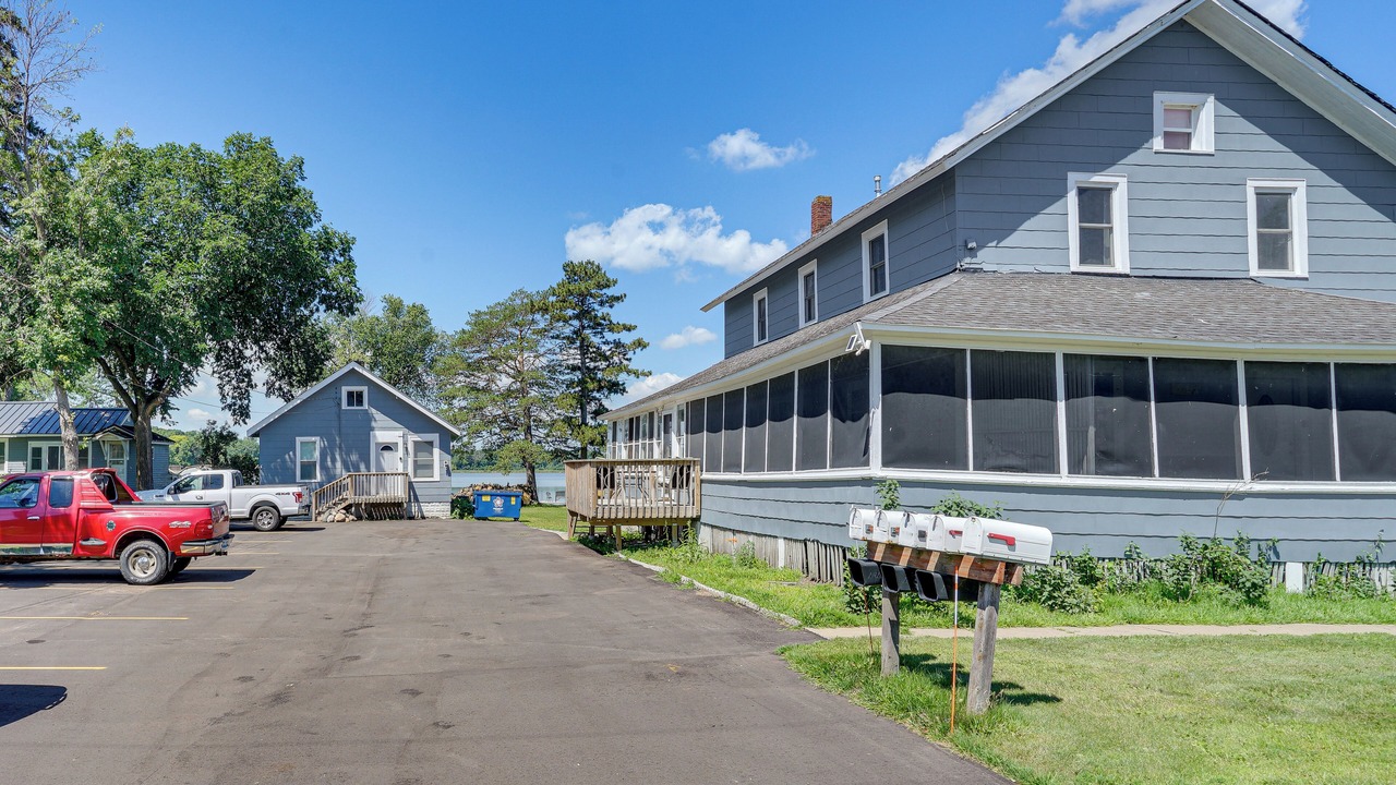 Photo of Outdoor in Mound