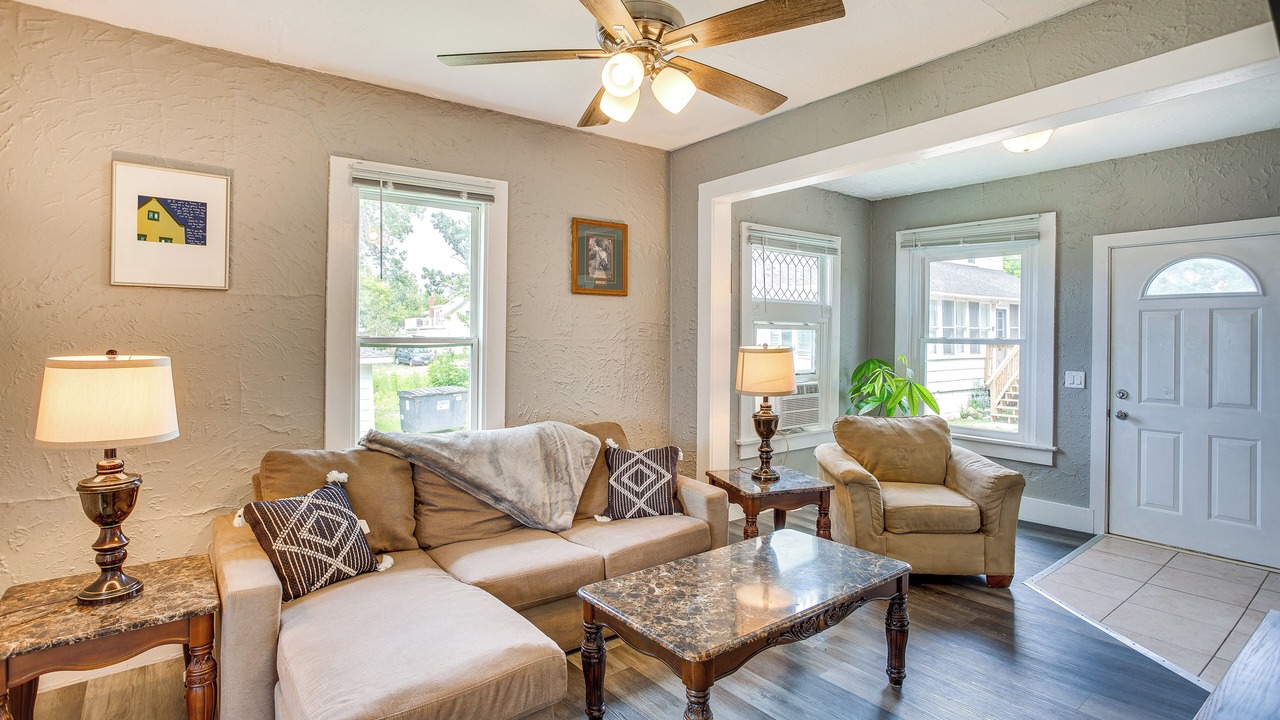 Photo of Livingroom in Mound