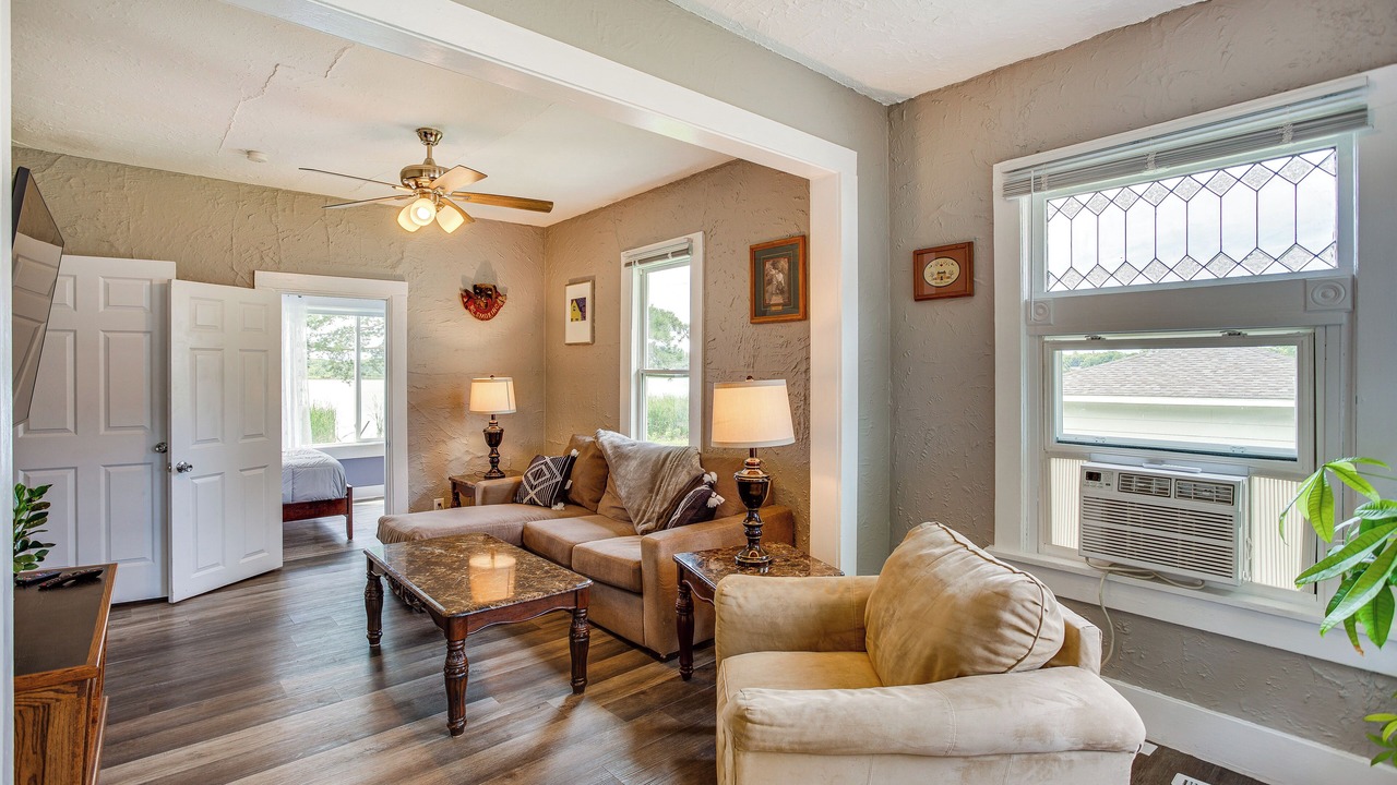 Photo of Livingroom in Mound