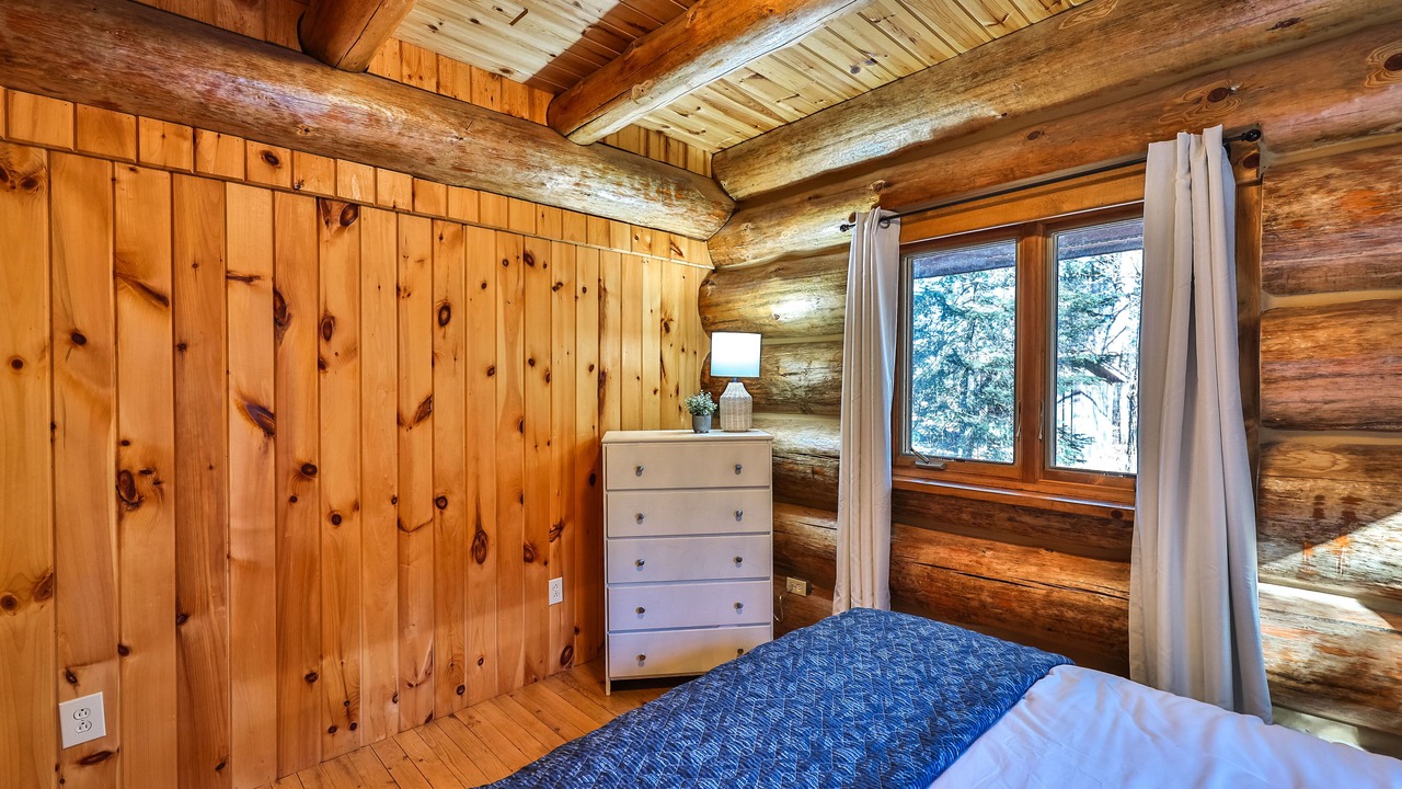 Photo of Bedroom in Osage
