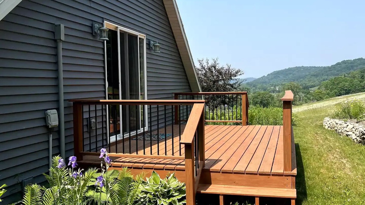 Photo of Patio Balcony in La Farge