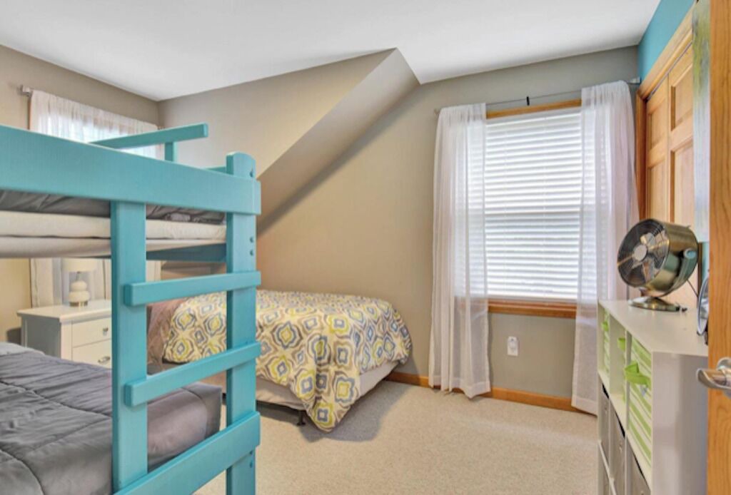 Photo of Bedroom in Arkdale