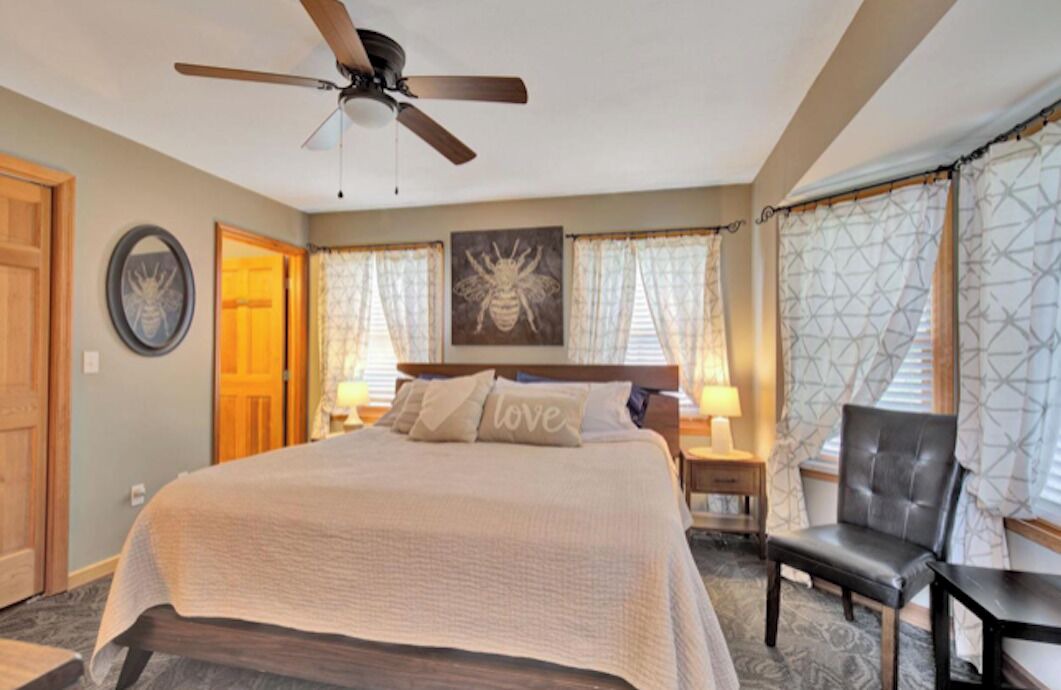 Photo of Bedroom in Arkdale