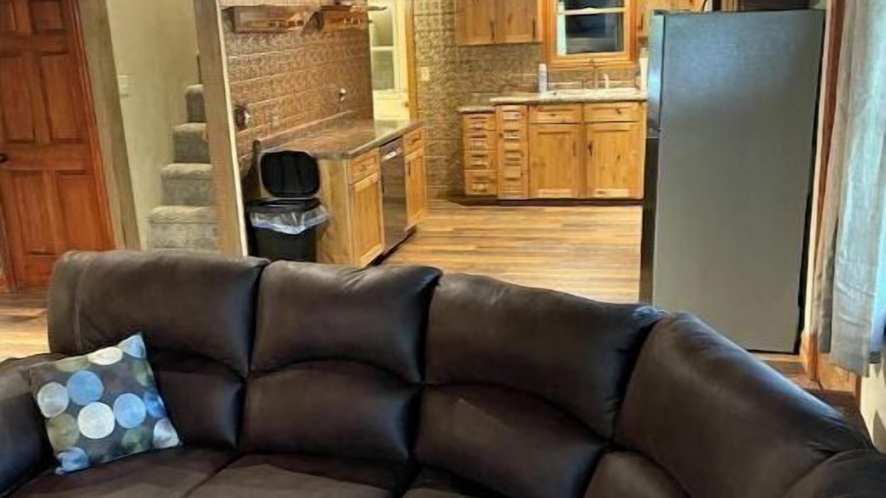 Photo of Livingroom in Lansing