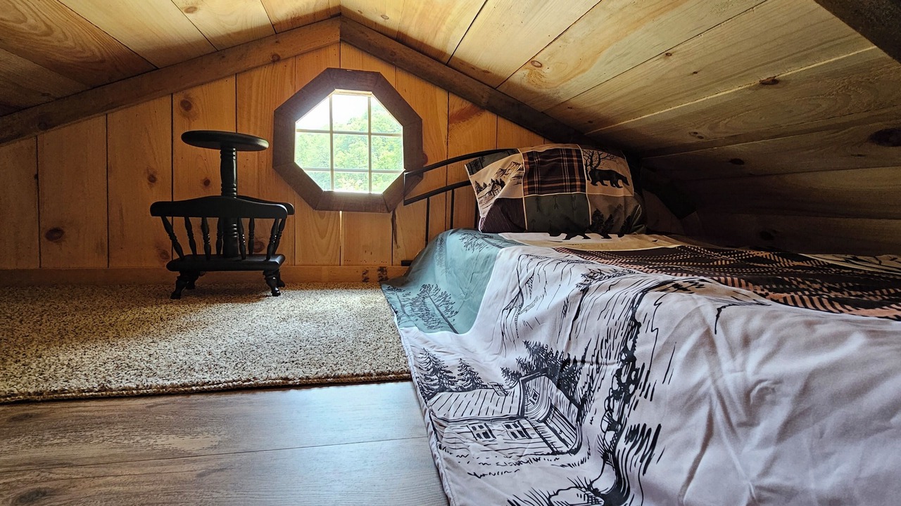 Photo of Bedroom in Freeman