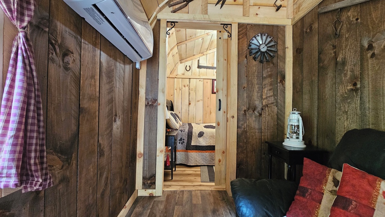 Photo of Bedroom in Freeman