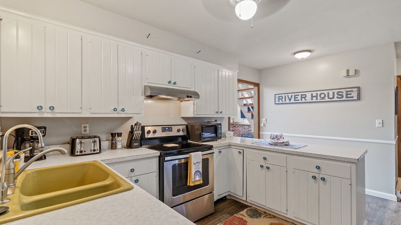 Photo of Kitchen in Brier Hill