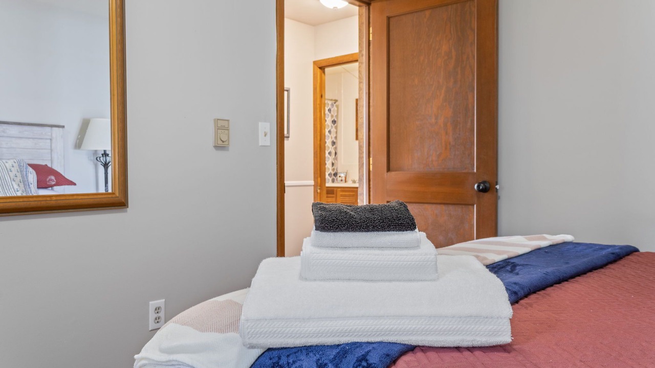 Photo of Bedroom in Brier Hill