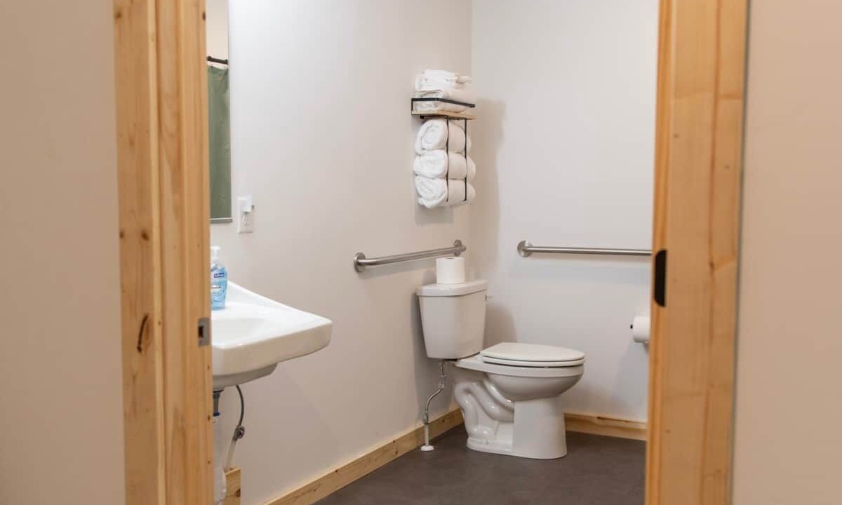 Photo of Bathroom in Decorah