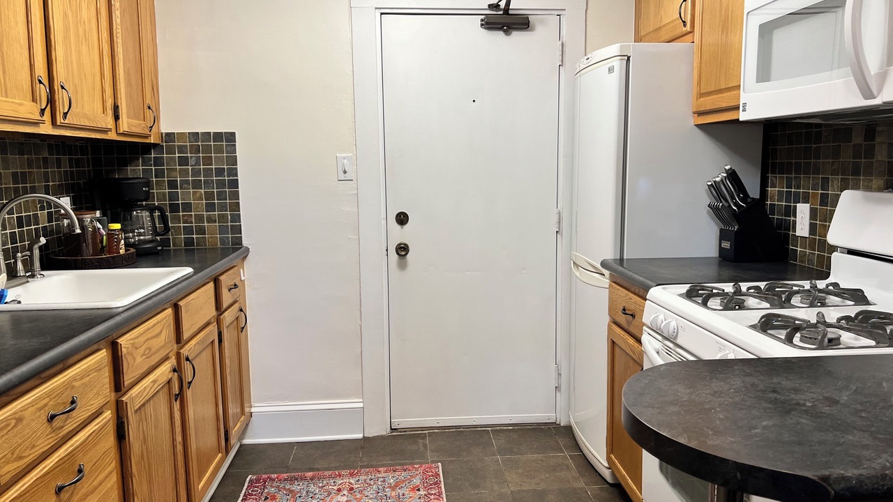 Photo of Kitchen in Summit - University