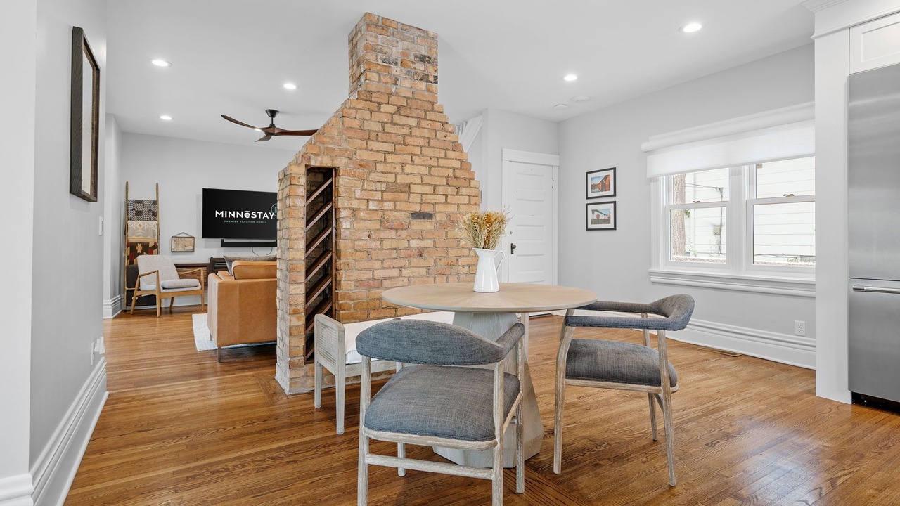 Photo of Bedroom in Uptown